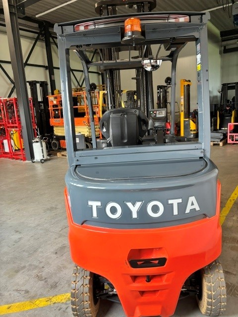 Toyota 9FBM25T - 6 1 - 1001035-2043