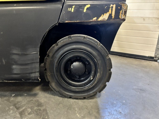 Hyster J3.5XN - Achterband nr 1522 - 100362-1522