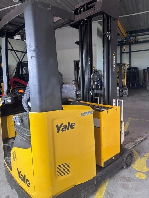 Yale MR14 | Reachtruck - Achterzijde nr 1025 - 100970-1025