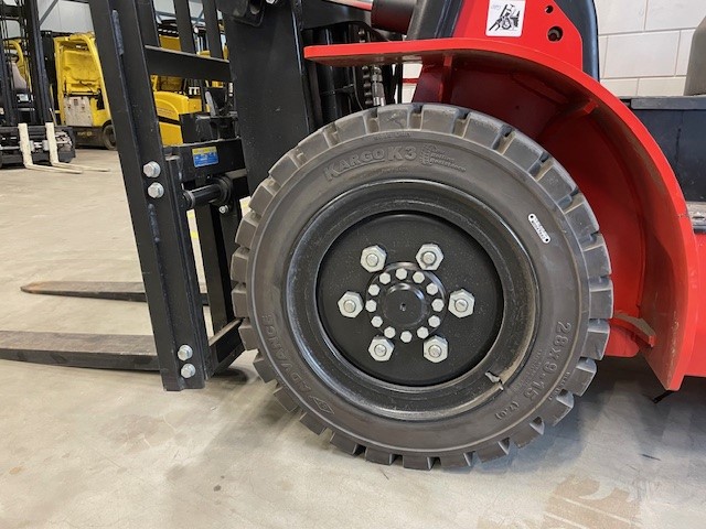 EP EFL353-B | Heftruck - Banden voor nr 1310 - 1001054