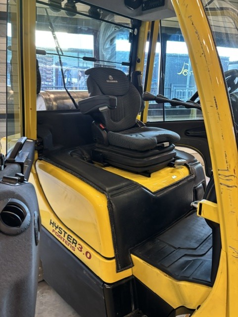 Hyster H3.0FT - Cabine inzicht nr2049 - 100281-2049