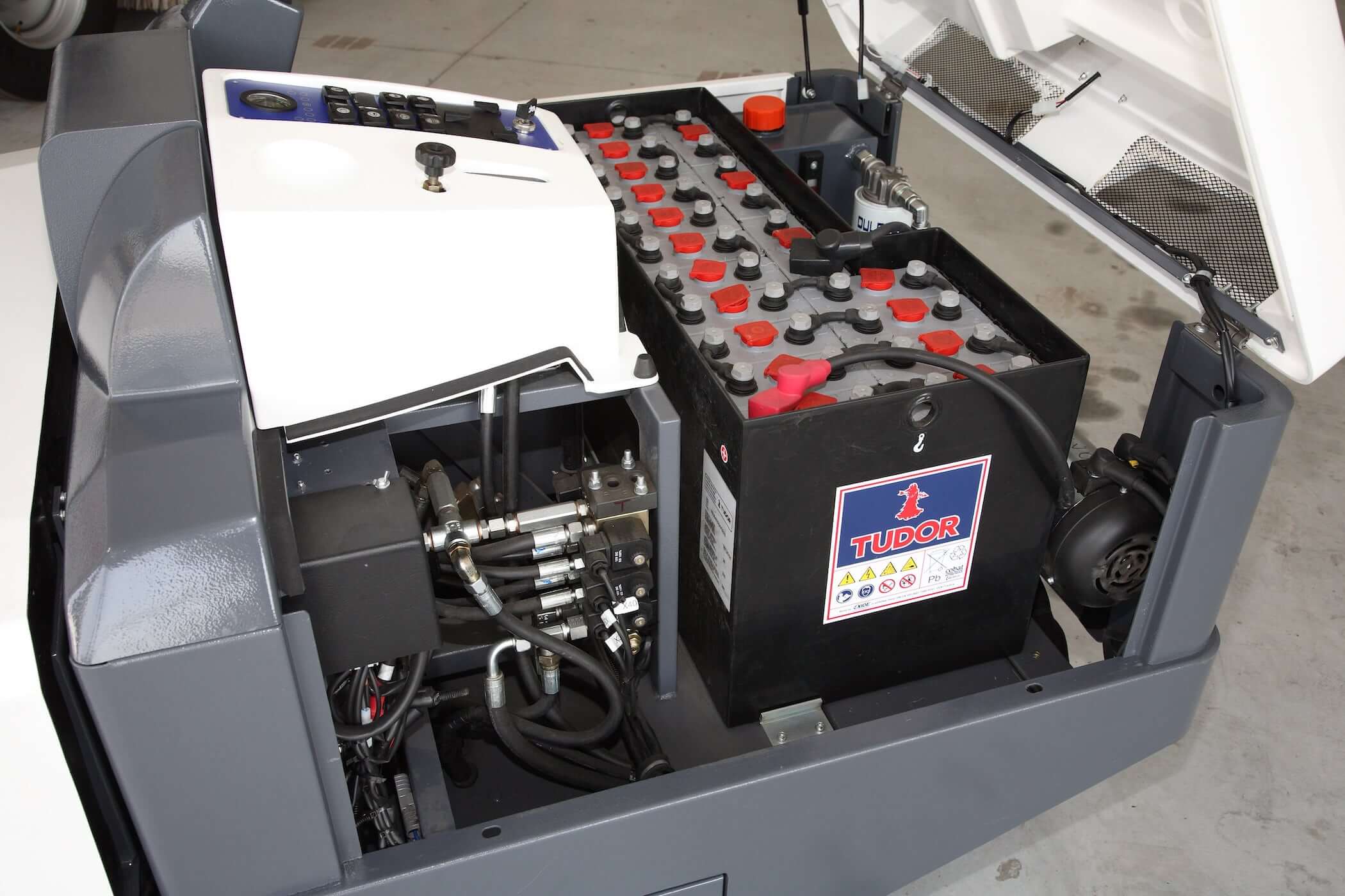 Dulevo 90 | Veegmachine - Dulevo 90 6 batterij veegmachine - 87031-E