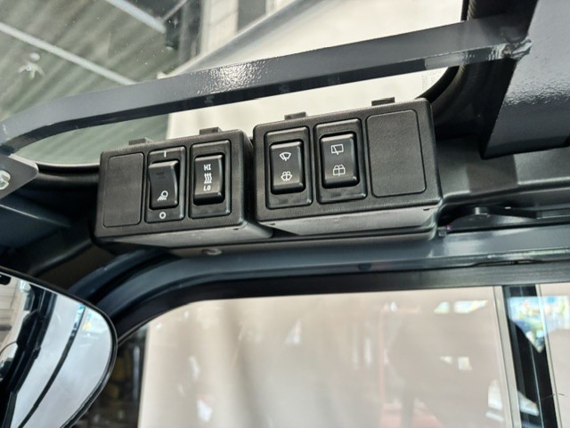 Toyota 8FG45N - Knoppen dashbord nr 2045 - 45810-2045
