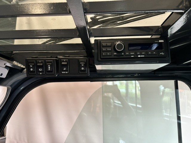 Toyota Tonero 02-8FGJF35 - Radio nr 2046 - 45809-2046