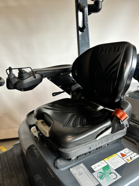 Toyota 02-8FGJF35 - Stoel nr 2047 - 45809-2047