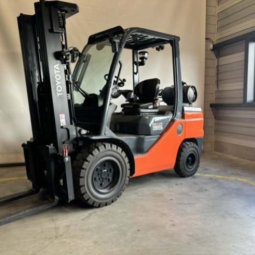 Toyota 02-8FGJF35 - Heftruck toyota 8fgjf35 nr 2047 - 45809-2047