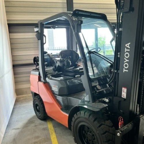 Toyota 02-8FGJF35 - Zij aanzicht nr 2047 - 45809-2047