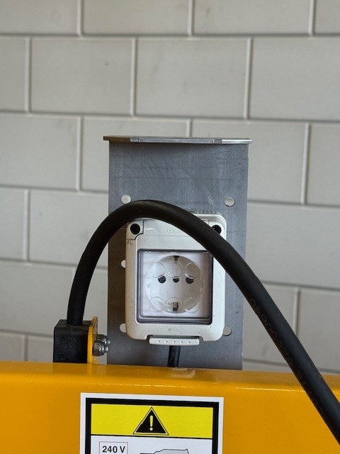Haulotte Compact 10N | Hoogwerker - Voltage stekker nr 1840 - 100185-1840