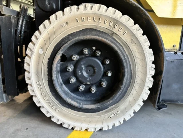 Hyster J5.0XN - Voorband - 100990-2071