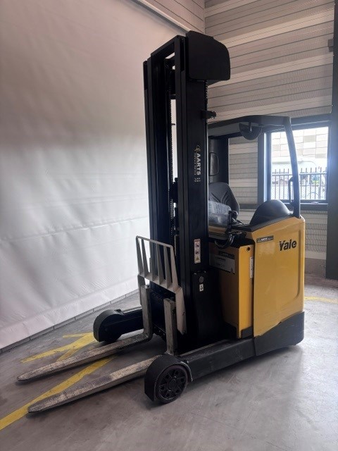 Yale MR14 | Reachtruck - Zij aanzicht nr 1025 - 100970-1025